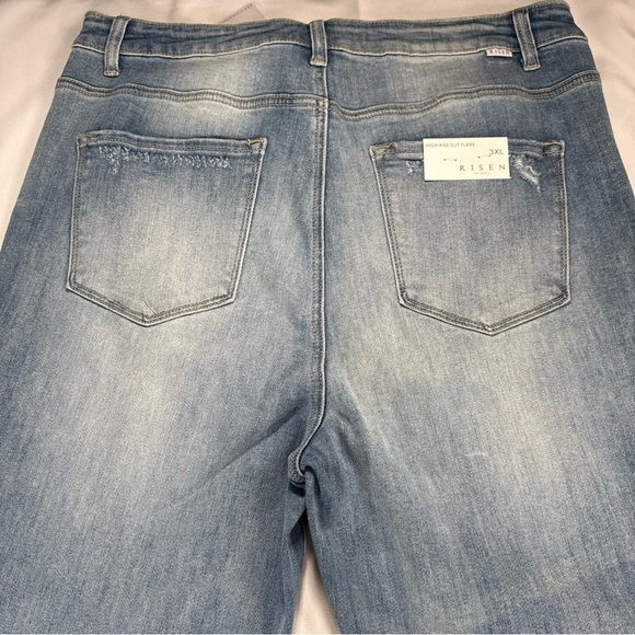 NWT Risen Womens Plus Size High Rise Flare Leg Slit Hem Sz 3XL Distressed - Picture 4 of 9